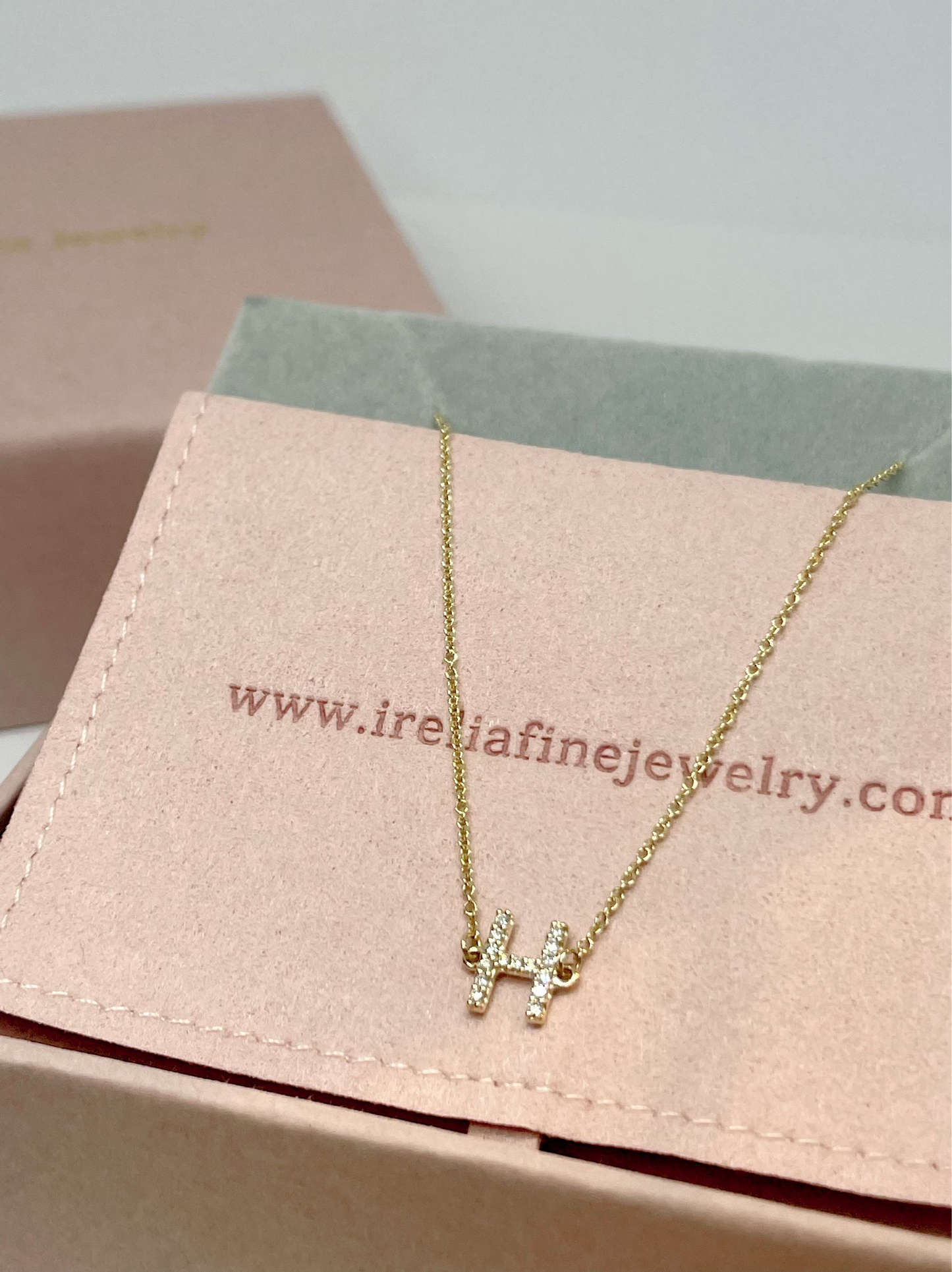 14k Yellow Gold Natural Diamond Initial Bracelet