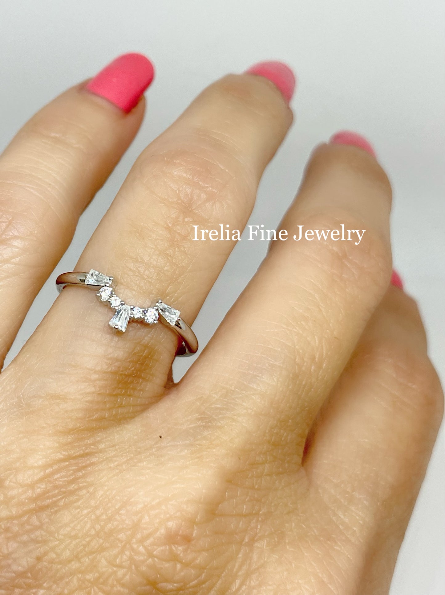 14K Gold 1/5 Ct of Natural Diamonds Retro Inspired Contoured Band