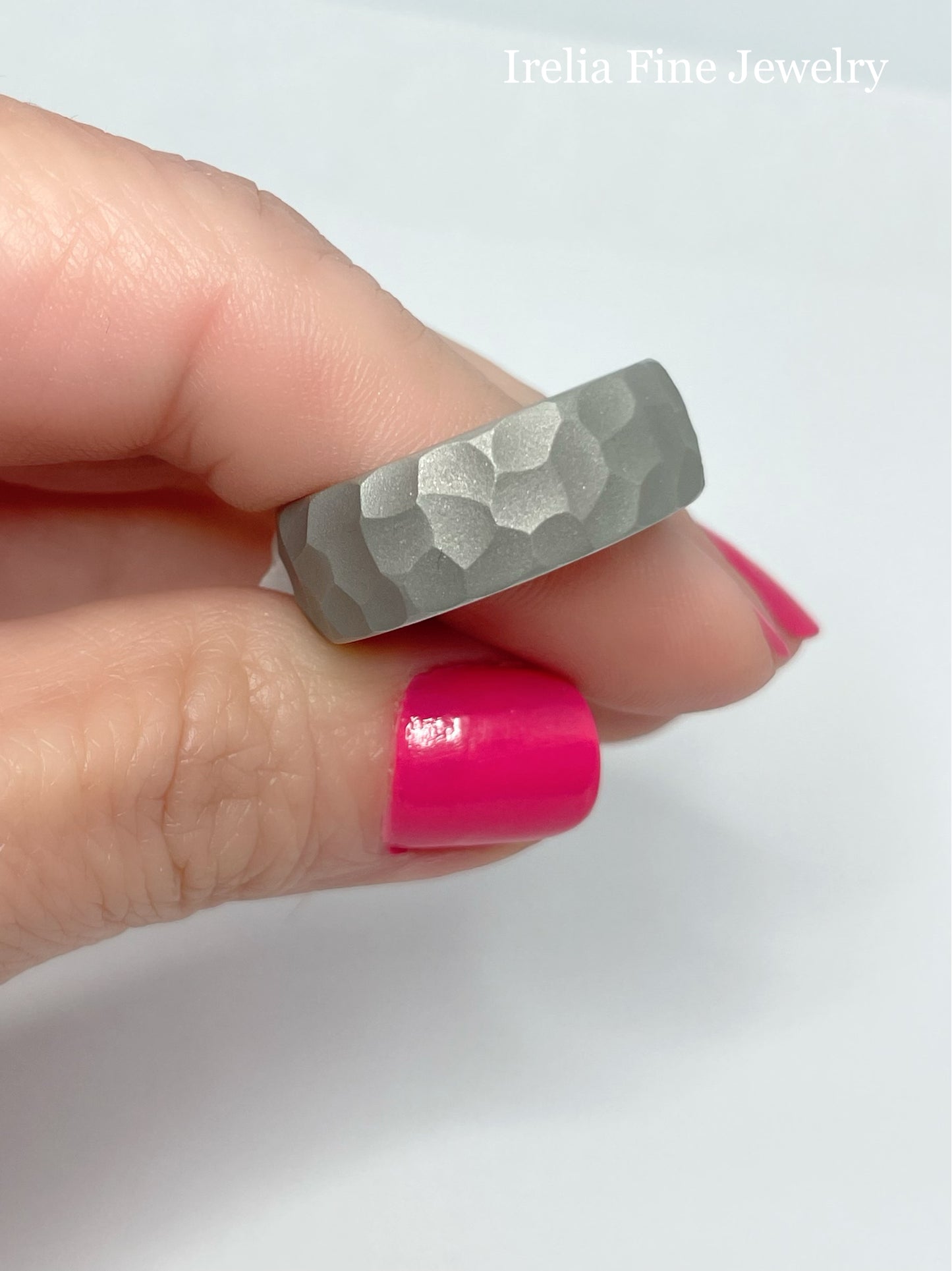 8MM Tungsten Carbide Ring - Hammered Edge To Edge