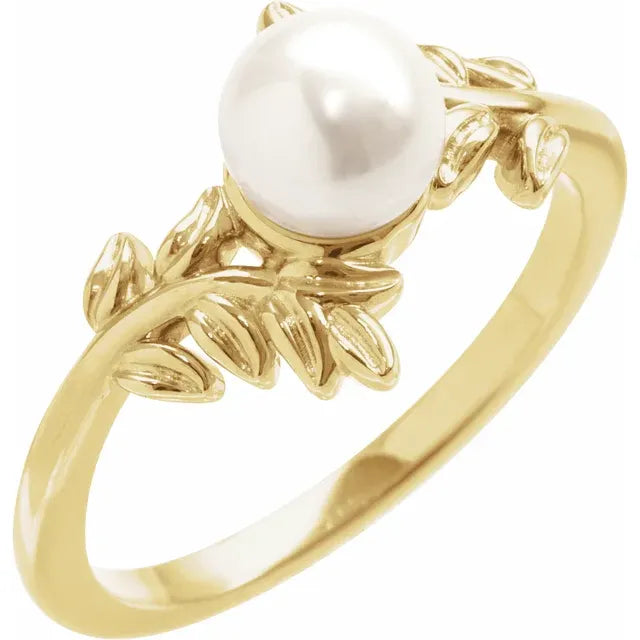 14K Yellow Gold Ring with Cultured White Akoya Pearl - Size 7