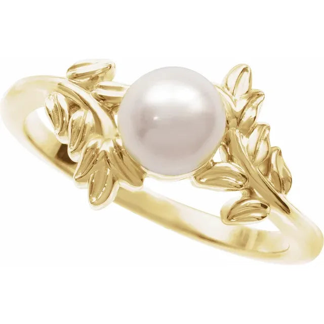 14K Yellow Gold Ring with Cultured White Akoya Pearl - Size 7