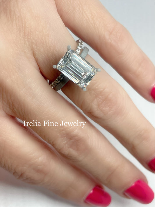 Emerald Cut 5.04 Carat Lab Grown Diamond , Color E , Clarity VS1 , GCAL Certificate LG330090827