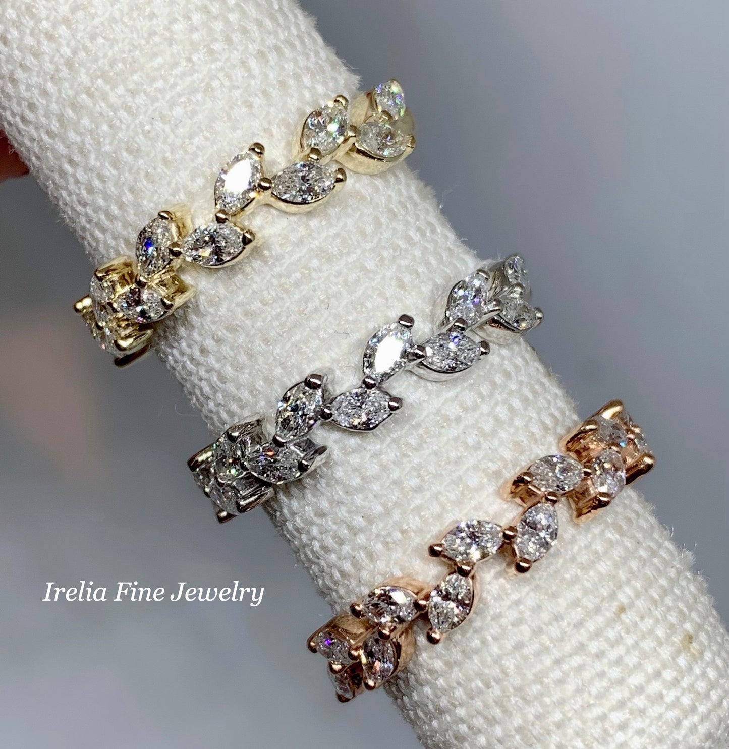 14K Gold 5/8 CTW Crown Leaf Diamond Anniversary Band or Stackable Ring