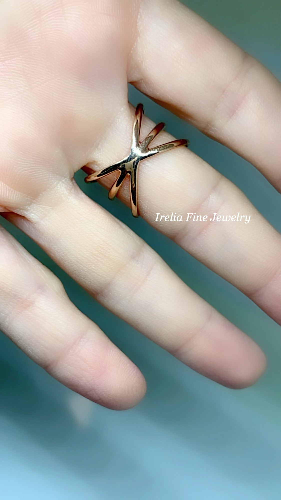 14K Rose Gold with 1/6 CTW Natural Diamond Ring with Criss-Cross Design